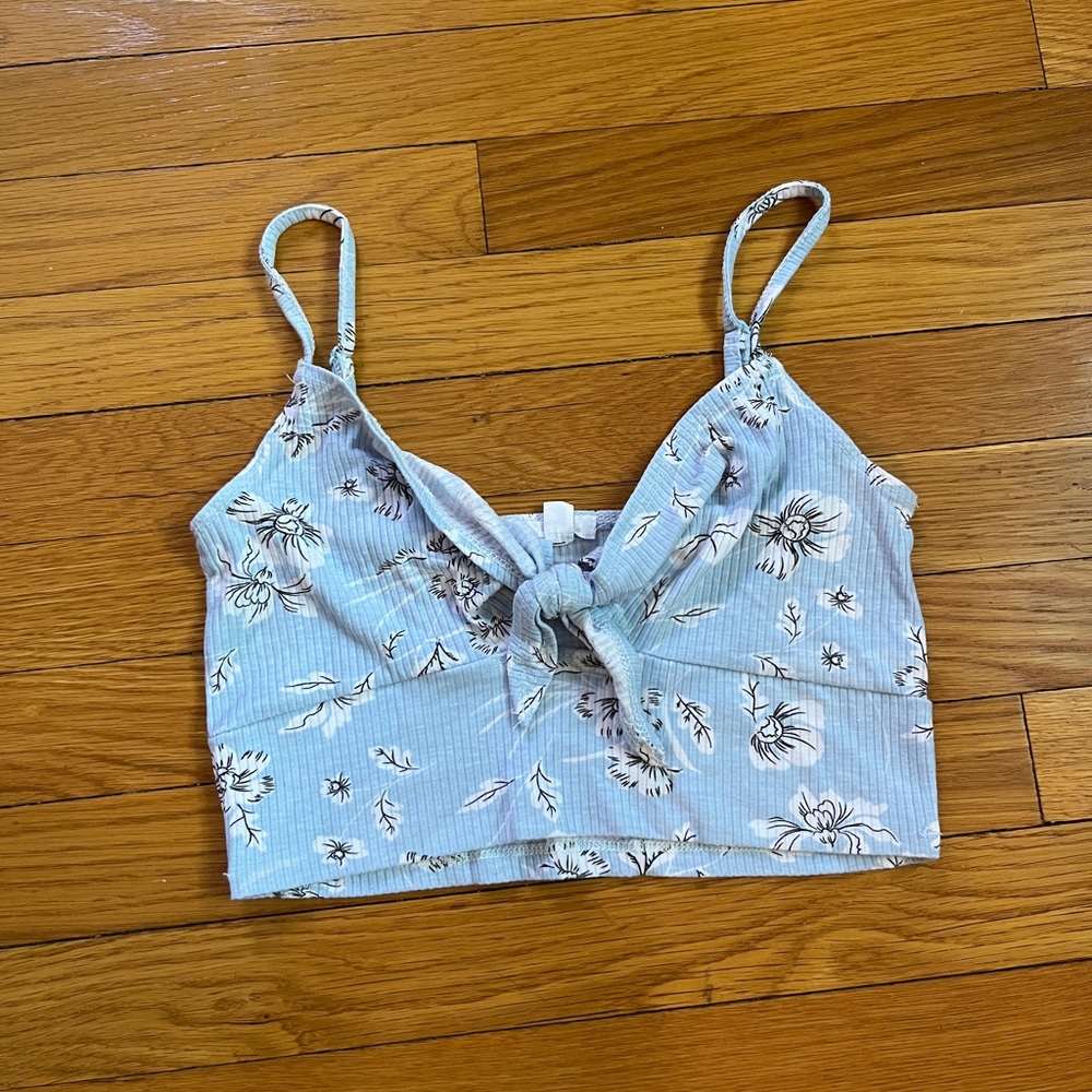 Light blue with tie cropped tank